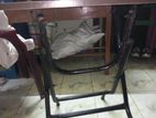Folding table