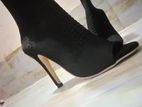 Heel for Sell