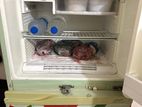 Fridge and refrigerator