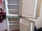 Frige for sell