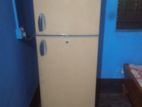 singer fridge for sell.