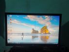 Full Desktop Core i5 8th gen with 19.5 inch Hp Monitor 1 mark