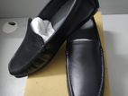 Full new juta sell kora hobe,,only pair ache.sample er jonno hoy.