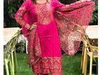 Garahrah Readymade Three piece Salwar Kameez set