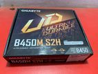 Gigabyte B450M S2H AMD AM4 Micro ATX Motherboard বিক্রি করা হবে ঃ