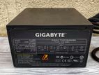 GIGABYTE Superb 720W