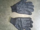 Gloves sell