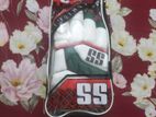 Cricket batting gloves