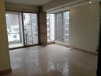 Good looking 4 Bed room 4000 sft apt rent in Gulshan 2 North side