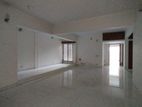 Good Quality 3 Bedroom Un Farnised Flat Rent At Gulshan 2