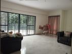 Good Quality 3 Bedroom Un Farnised Flat Rent In Gulshan 2