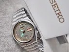 Gorgeous SEIKO 5 Automatic Grey Patterned Dial JAPAN