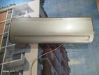 Gree 1.5 Ton Air Conditional (hot & Cool)