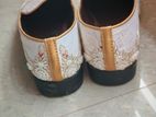 Groom shoes