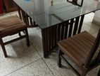 হাতিল ডিজাইনের ডাইনিং টেবিল
