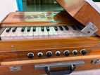 HARMONIUM