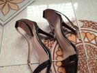 Heels sell