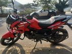 Hero Hunk 150R . 2023