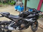 Hero Karizma XMR 210 . 2023