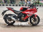 Hero Karizma XMR 210 . 2024