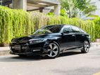 Honda Accord in Black metalic 2020