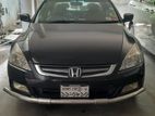 Honda Accord . 2004