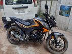 Honda CB Hornet 160R . 2019