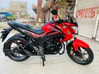 Honda CB Hornet 160R . 2022