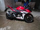 Honda CBR 150R 2016