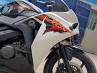 Honda CBR 150R CBR150R 2015