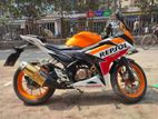 Honda CBR 150R Repsol DD ABS 2021