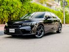 Honda Civic in Black Metallic 2022