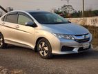 Honda Grace 2015