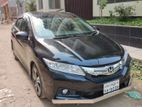 Honda Grace 2015