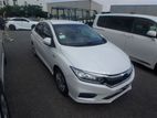 Honda Grace DX PEARL HYBRID 78K 2019