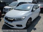 Honda Grace EX HYBRID PEARL 2020