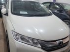 Honda Grace hybrid 2015