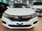 Honda Grace Hybrid (DX) 2020