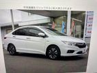Honda Grace Lx Hybrid Pearl 2020
