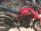 Honda CB Hornet 160R . 2022