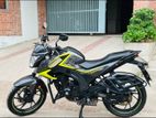 Honda Hornet . 2020