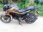 Honda Hornet Orange 160R 2024