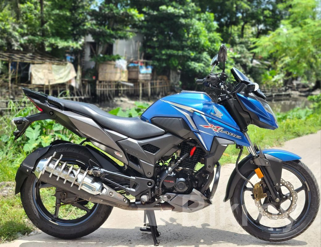 Motorcycle Honda X Blade Bs6 Blue