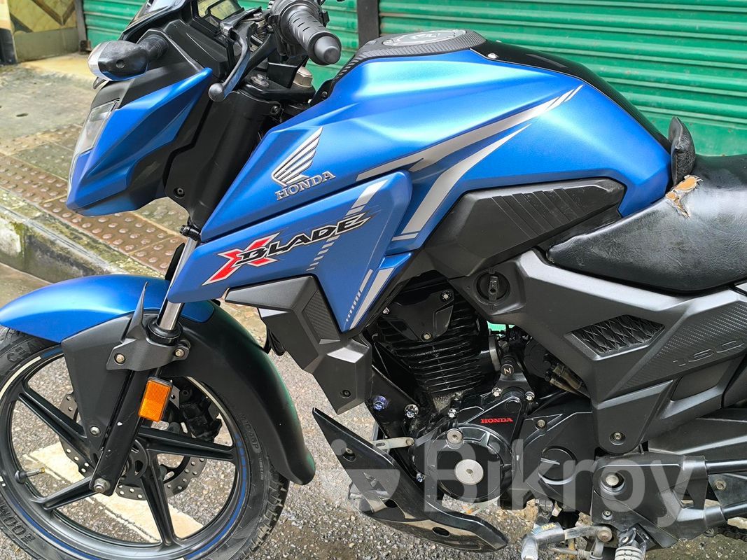 Motorcycle Honda X Blade Bs6 Blue Single Hand Used Bike Condition