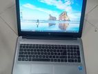 Hp Cor i3 laptop 5th 500/8gb