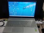 HP PAVILION cor i7 8gen.15.6". 8gb Ram. NVIDIA GEFORCE 12gb graphics