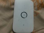 Huawei E5573 Mobile Wifi (pocket / portable Router)