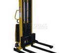 Hydraulic Semi Automatic Fork Lift