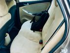 Hyundai Accent ` 2013