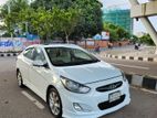 Hyundai Accent Blue 2012